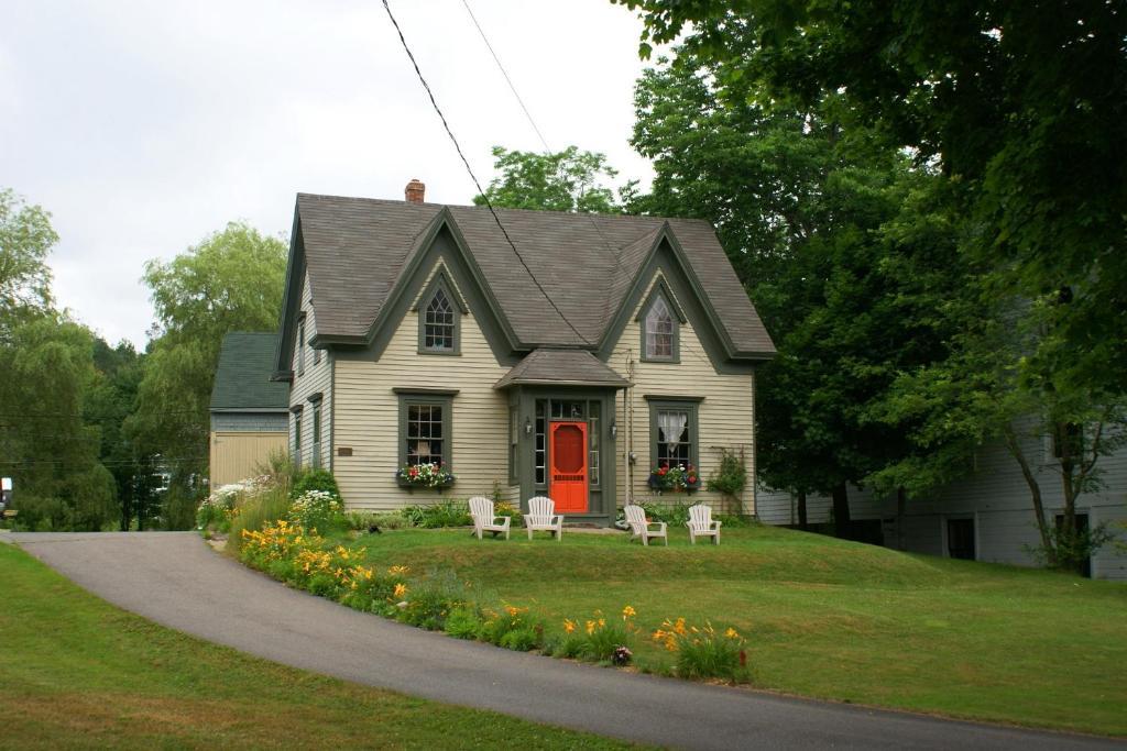 Fisherman'S Daughter B&B Mahone Bay Esterno foto