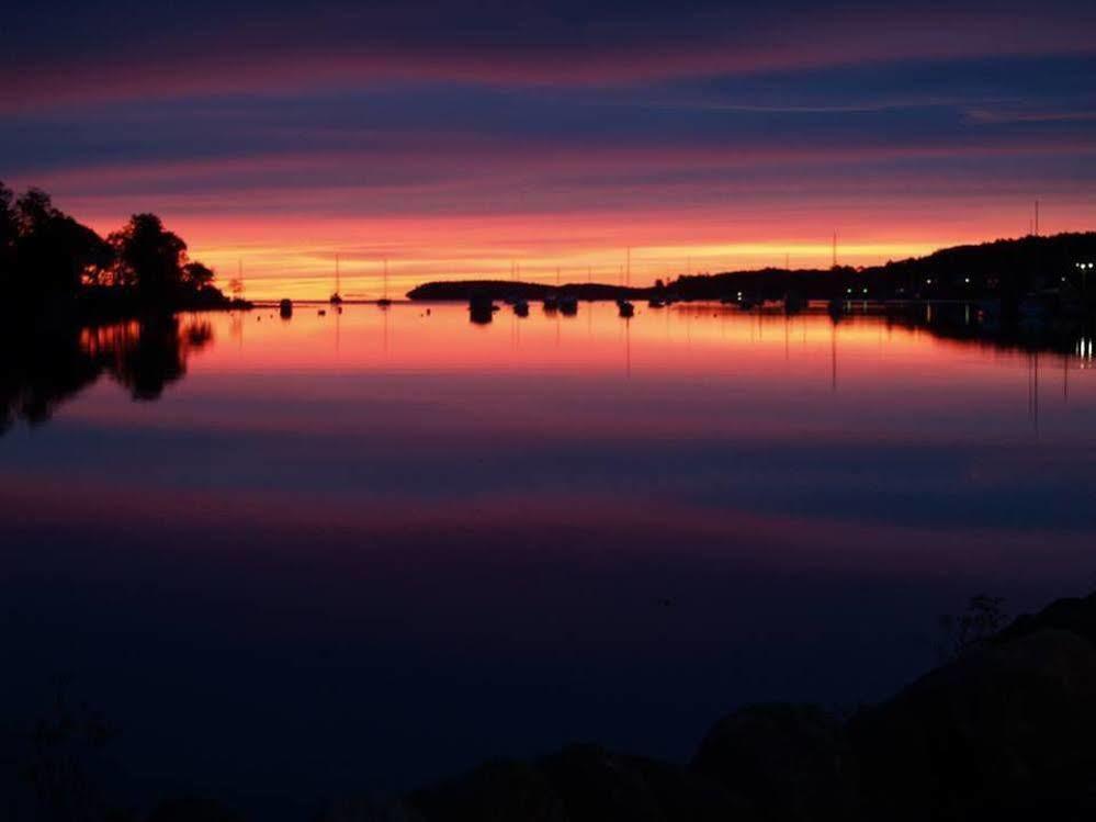 Fisherman'S Daughter B&B Mahone Bay Esterno foto